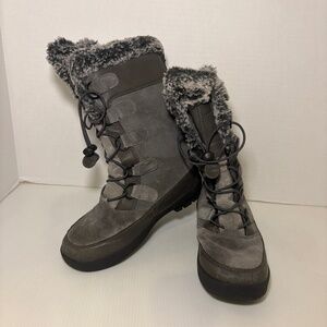 All in Motion Skylar Girls Size 2 Gray Waterproof Winter Boots w/ Thermolite